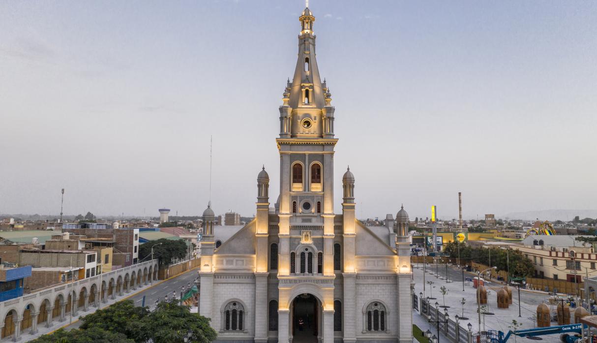 Sanctuary or church architecture in Ica