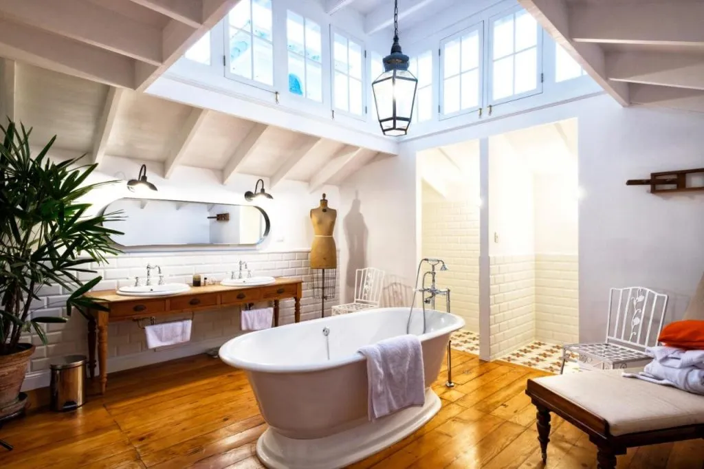 Bright private bathroom in a refined Lima hotel